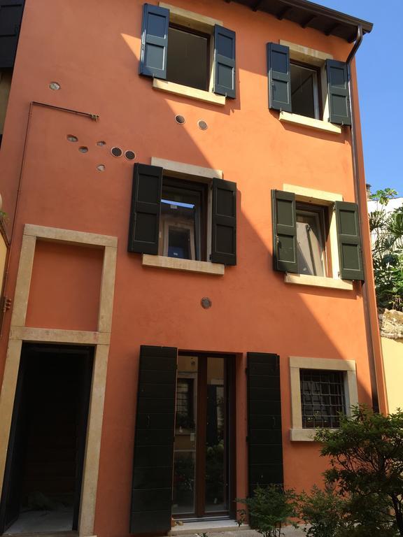 L'Angolino Nascosto Verona Ruang foto