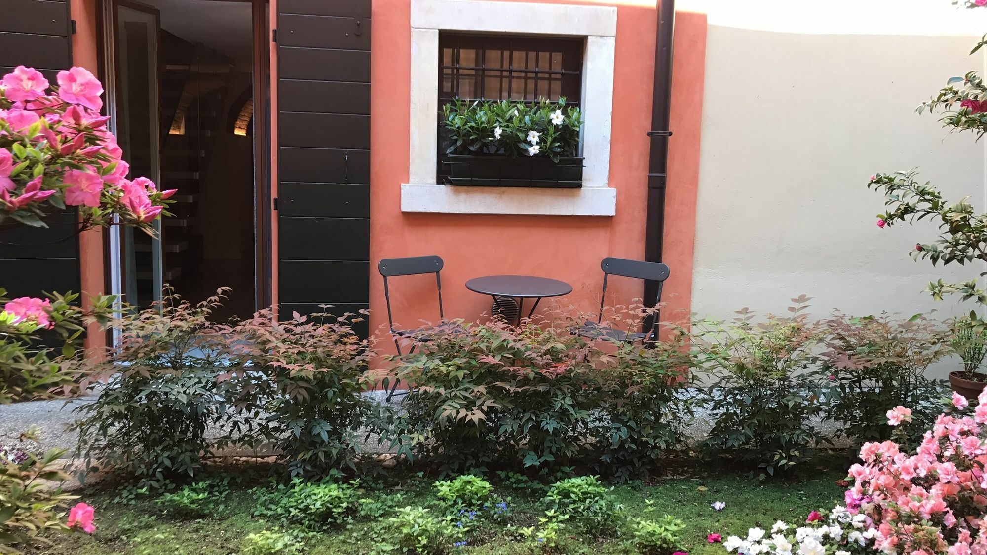 L'Angolino Nascosto Verona Bagian luar foto